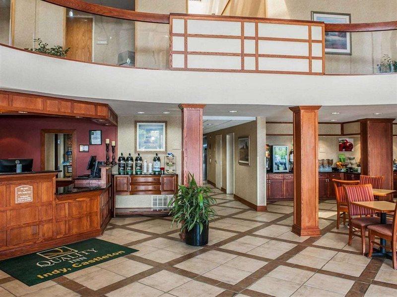 Quality Inn Castleton Buitenkant foto