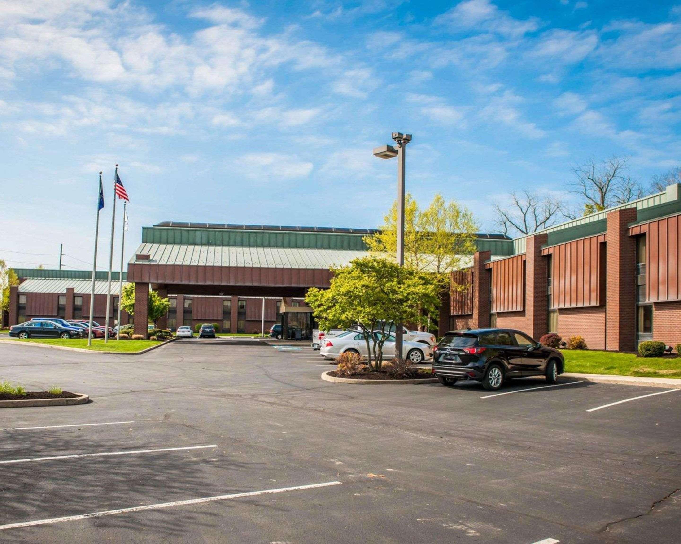 Quality Inn Castleton Buitenkant foto