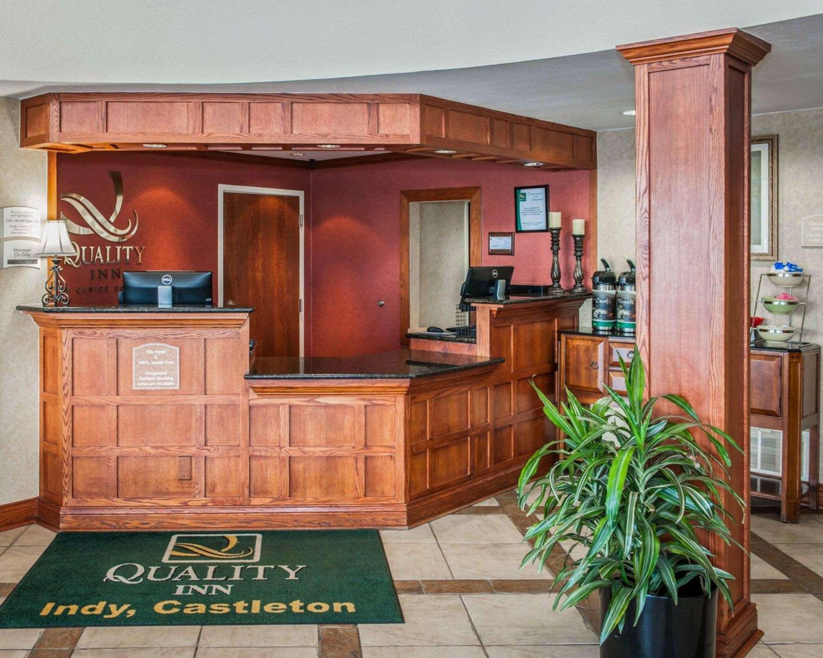 Quality Inn Castleton Buitenkant foto